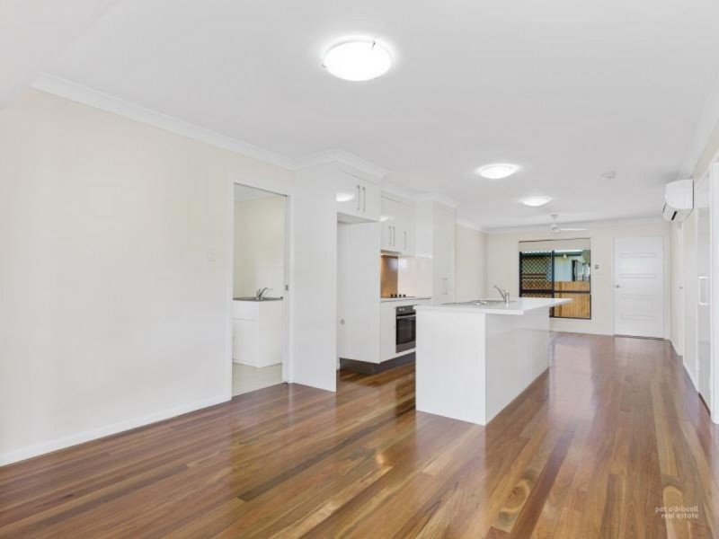 2/4 Glenmore Road, Park Avenue QLD 4701